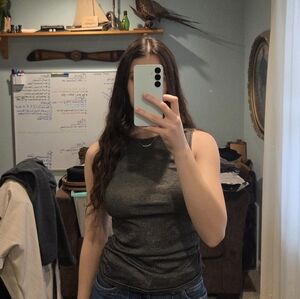 Old Navy Gray Fitted Ruched Muscle Tee